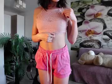 girl
        jennycutey cam image #1780857