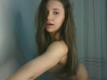 girl
        zarainlove cam image #4966345
