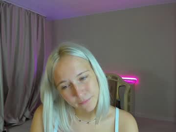 girl
        angel___s cam image #2237950