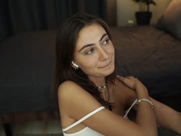 girl
        tessarosse_ cam image #2306533