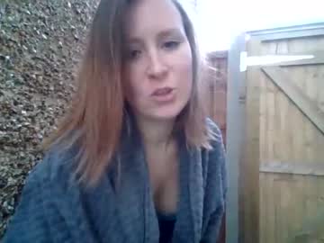 girl
        eatmypie69 cam image #2911824