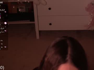 girl
        oooops__ cam image #3243504