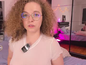 girl
        yourpie_ash cam image #4672114