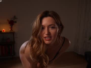 girl
        alisonrouge cam image #5615918