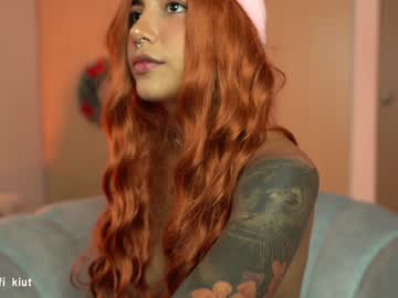 girl
        soy_sofia cam image #3077701