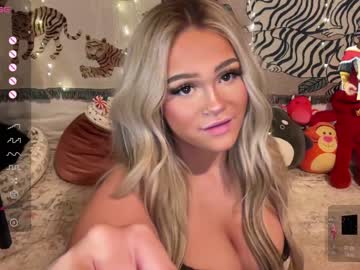 girl
        ari_02 cam image #2773004
