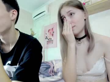 couple
        williamandmia cam image #285519