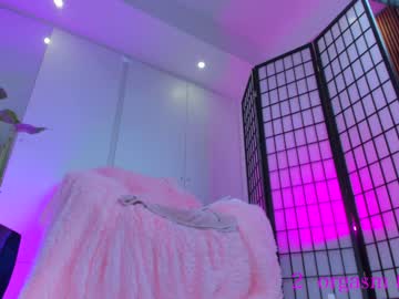 girl
        lovexxxpink cam image #2314965