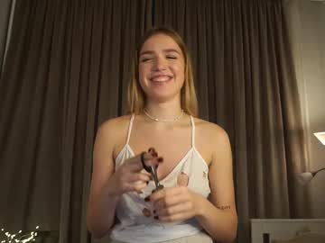 girl
        odelindacrenshaw cam image #5618550