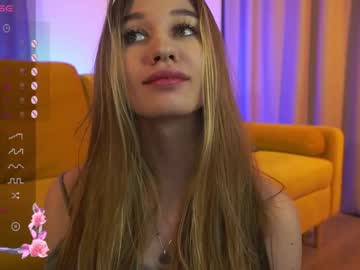 girl
        sienna_mooore cam image #4887889