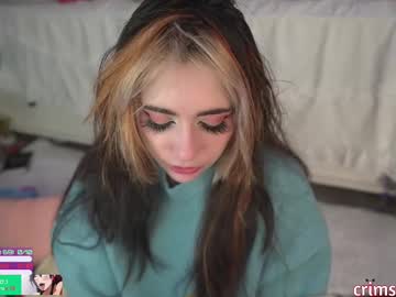 girl
        crimsonkitten cam image #6451005
