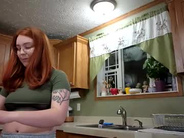 girl
        autumnbuttons cam image #5988796