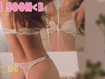 girl
        breeding_material cam image #5864222
