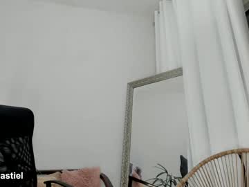 girl
        megancastiel cam image #4725751