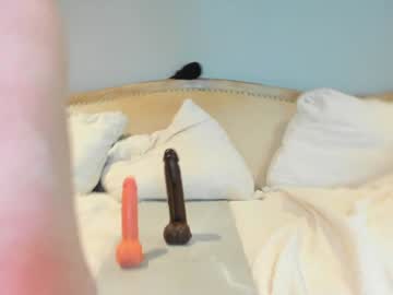 girl
        eatmygingersnapps cam image #6388008