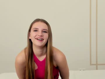 girl
        odelinaferrett cam image #3211187