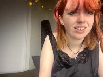 girl
        lovettevalley cam image #2793984