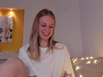 girl
        magic_couple13 cam image #3213380