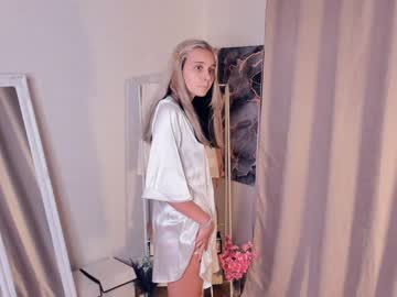 girl
        mine_secrtsxxx cam image #2259525