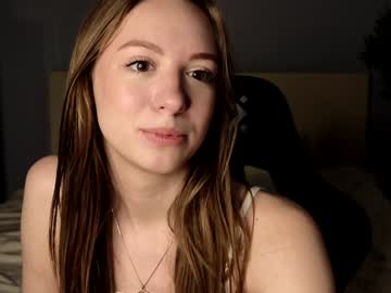 girl
        katy_gimler cam image #5833837