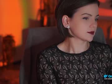 girl
        tiffanyriox cam image #3970724
