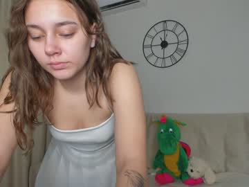 girl
        eleonora_linn cam image #309493