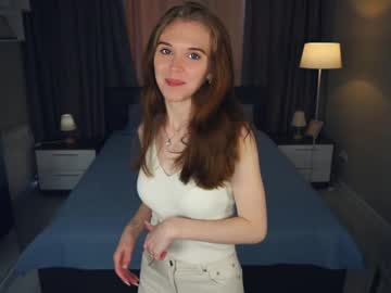 girl
        cathrynchapel cam image #4841986