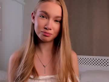 girl
        lipswithsweetonthem cam image #6499318