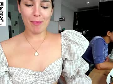 girl
        crazypaty cam image #1468952