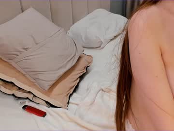 girl
        enncandy cam image #1783339