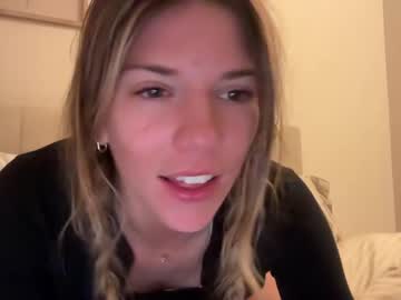 girl
        oliviahansleyy cam image #6234542