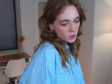 girl
        rexannefairall cam image #5067649