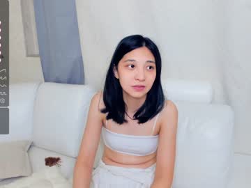 girl
        alwayssmile8 cam image #3044879