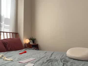 girl
        lazylittlething cam image #6675931