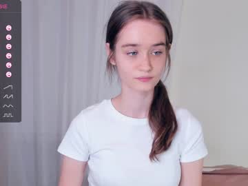 girl
        marionfuuller cam image #2612714
