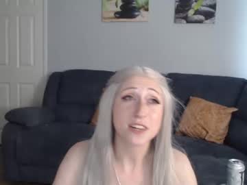 girl
        jessemanx cam image #4686269