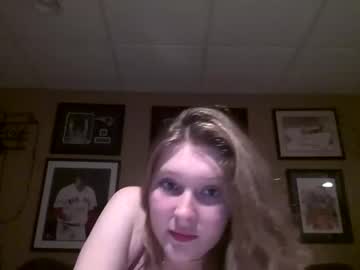 girl
        goldenrayaa cam image #1501302