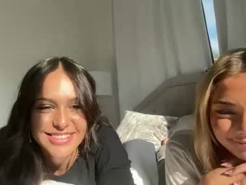 girl
        taylorhaven cam image #5076108