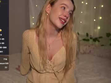 girl
        mother__of__dragons cam image #5219643