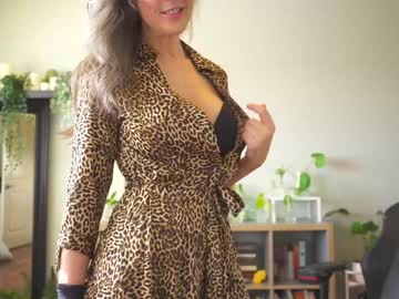 girl
        sunniedayz cam image #1038242
