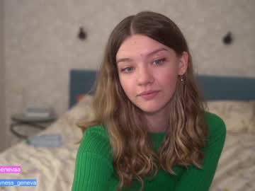 girl
        coyness_geneva cam image #1101275