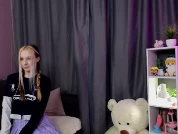girl
        queen_sammi cam image #6573034