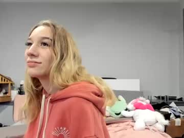 couple
        thatblondibaddi cam image #315737