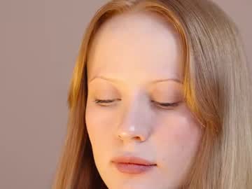 girl
        cute_shine cam image #6099476
