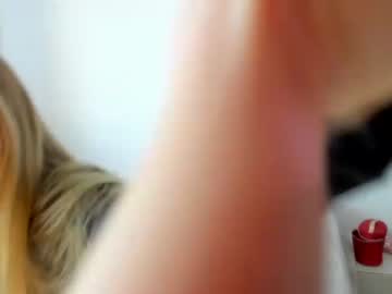 girl
        cassy_cum cam image #814757