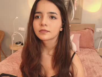 girl
        raychell_black cam image #5950662