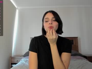 girl
        yourfreakygirl cam image #1513221