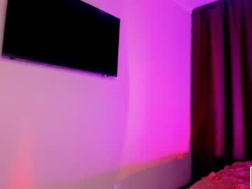 girl
        amandamedrano cam image #196838