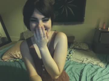 girl
        emmaonreplay1 cam image #1082857