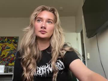 girl
        teamtragic cam image #6937549